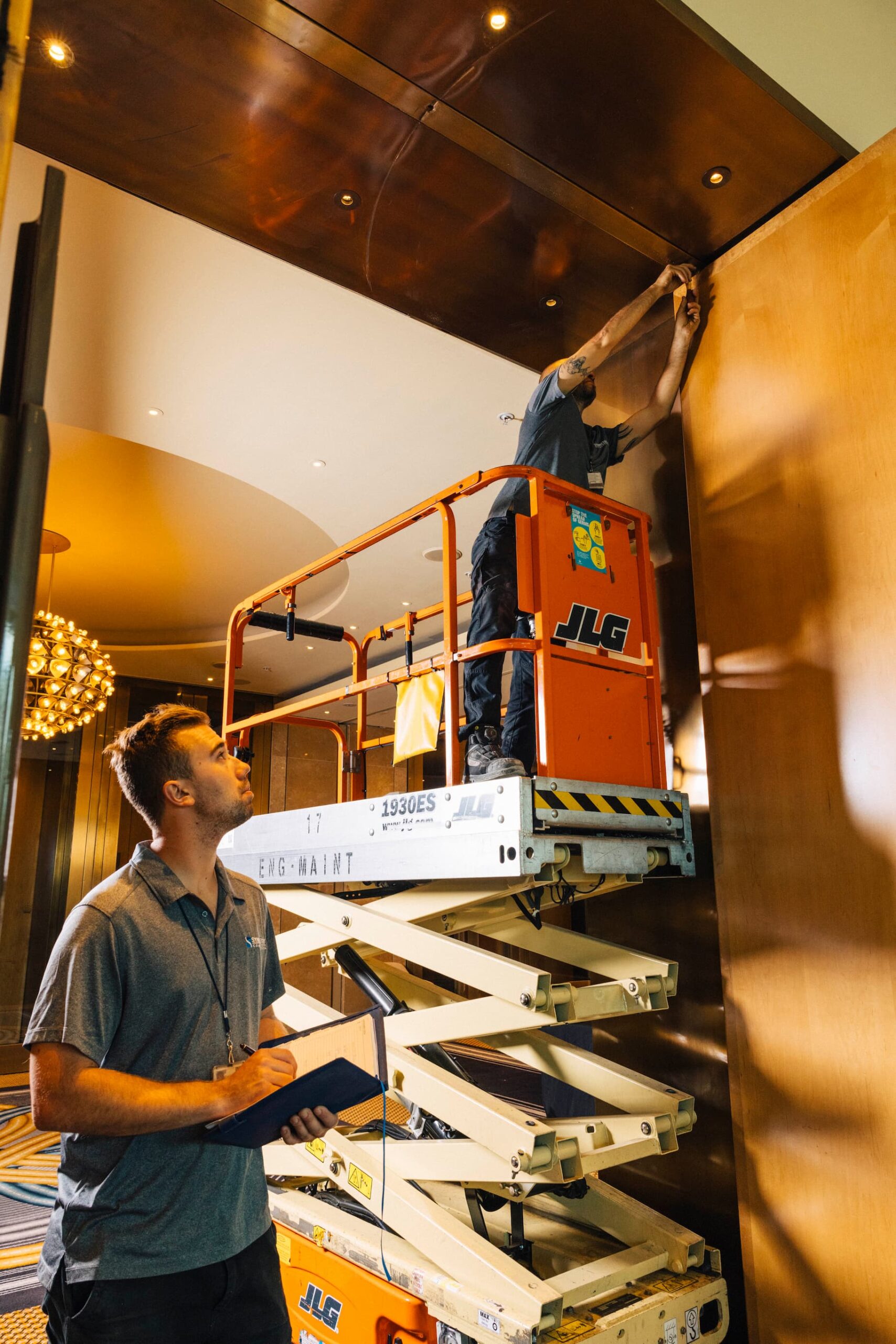 SYMMETRYCOMMERCIAL_CROWN_NOV2024A-9350 - c